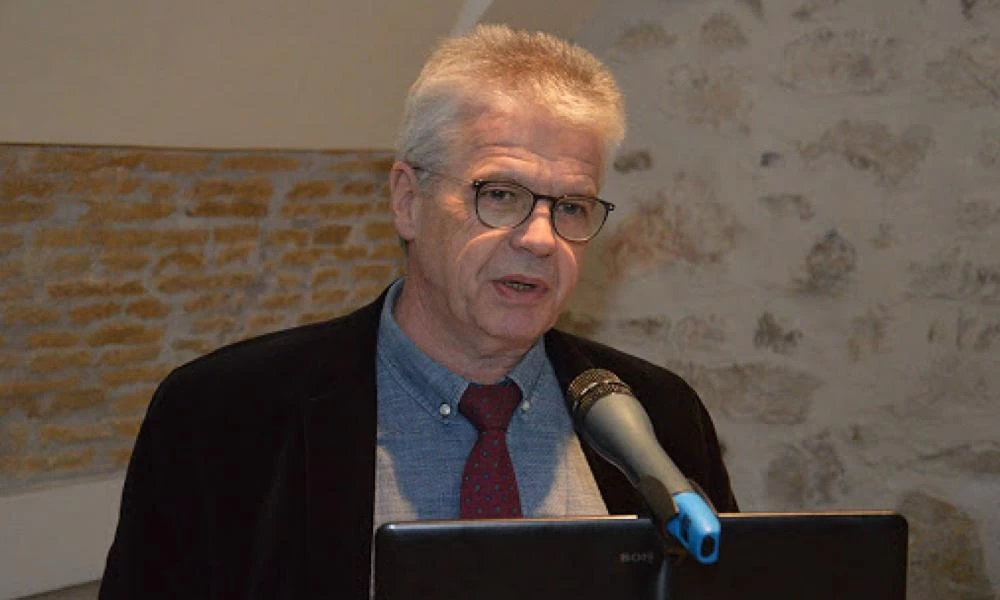 Λοιμωξιολόγος για κορωνοϊό: "Δεν αποκλείεται ο θάνατος ασθενούς που δεν είναι ευπαθής"